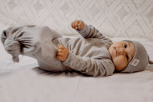 Moe Mai Ra Pēpi (Sleep Well baby) Onesie