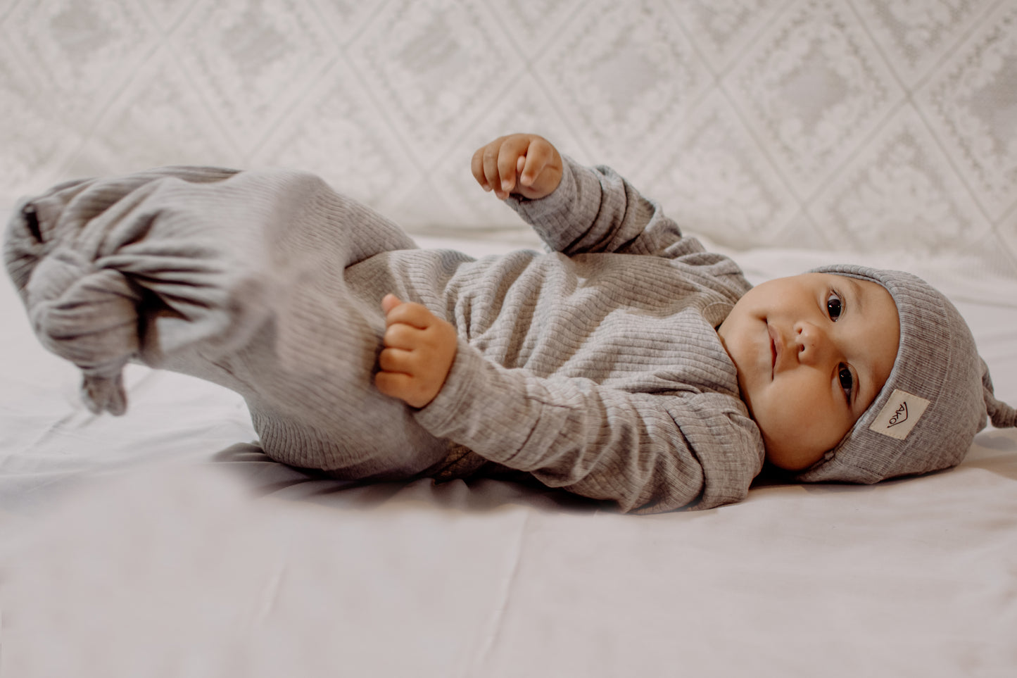 Moe Mai Ra Pēpi (Sleep Well baby) Onesie